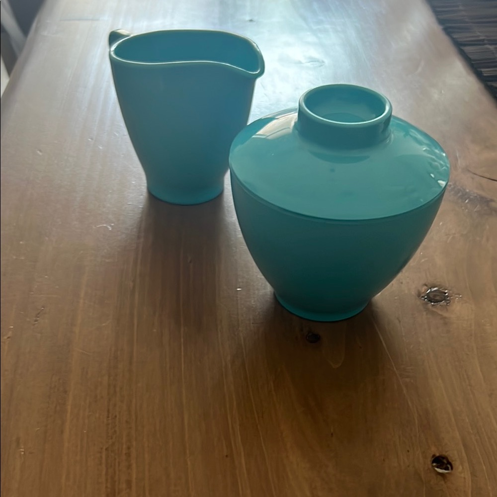 Vintage Spaulding Ware melamine sugar and creamer set